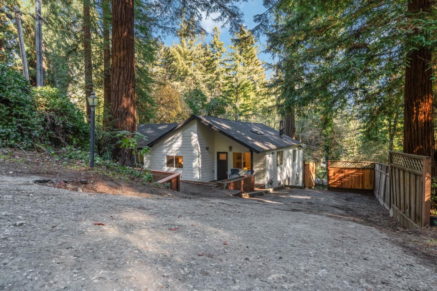 Detail Gallery Image 42 of 45 For 831 Hillcrest Dr, Felton,  CA 95018 - 4 Beds | 3 Baths