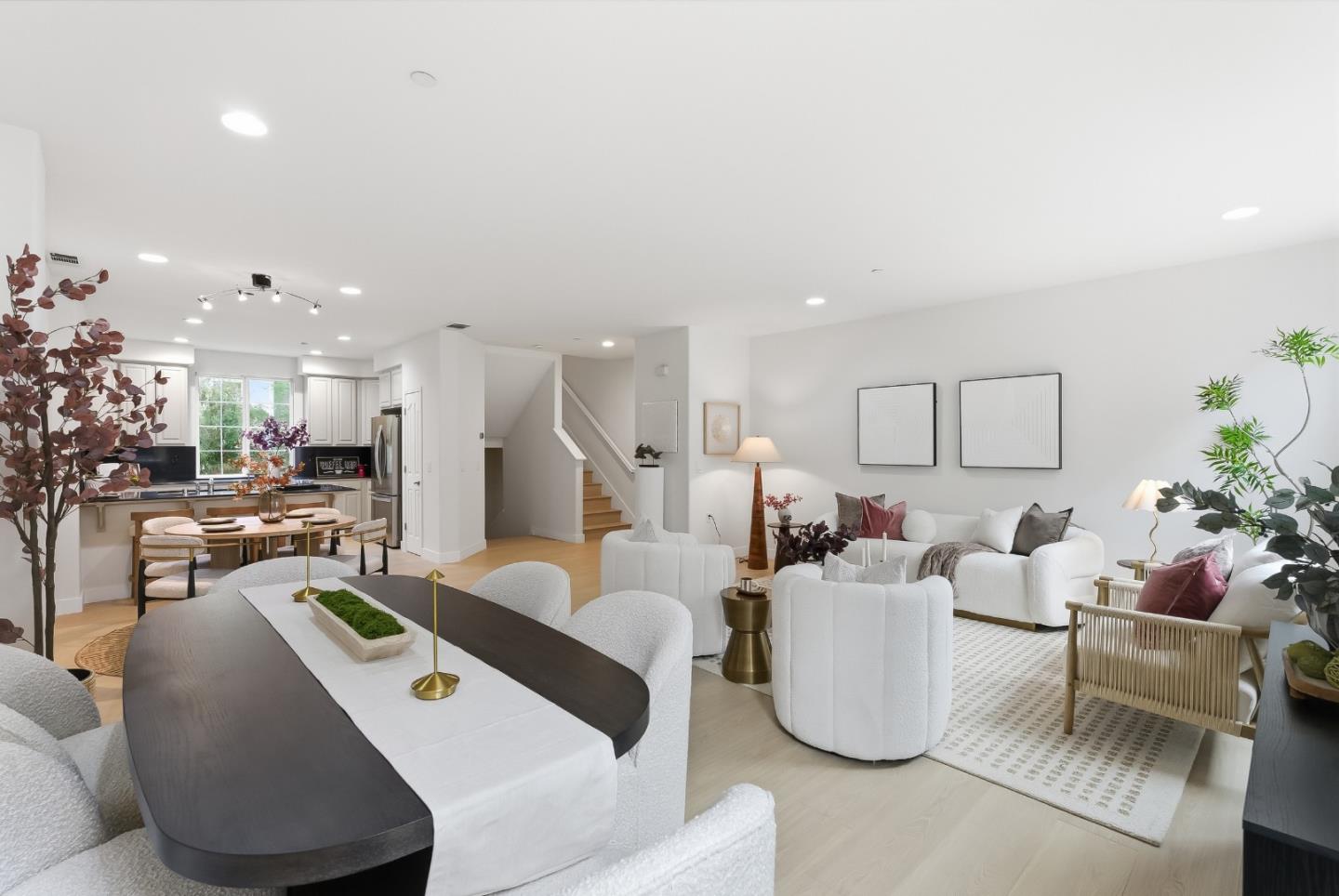 Detail Gallery Image 11 of 35 For 806 Sevin Ter, San Jose,  CA 95133 - 3 Beds | 2/1 Baths