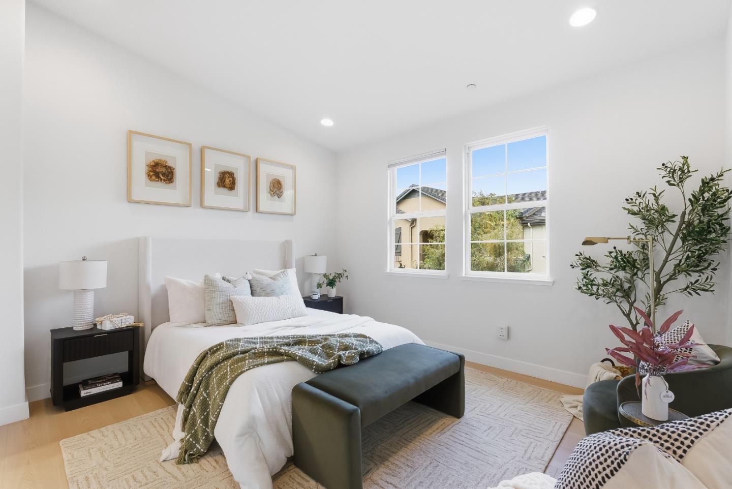 Detail Gallery Image 13 of 35 For 806 Sevin Ter, San Jose,  CA 95133 - 3 Beds | 2/1 Baths