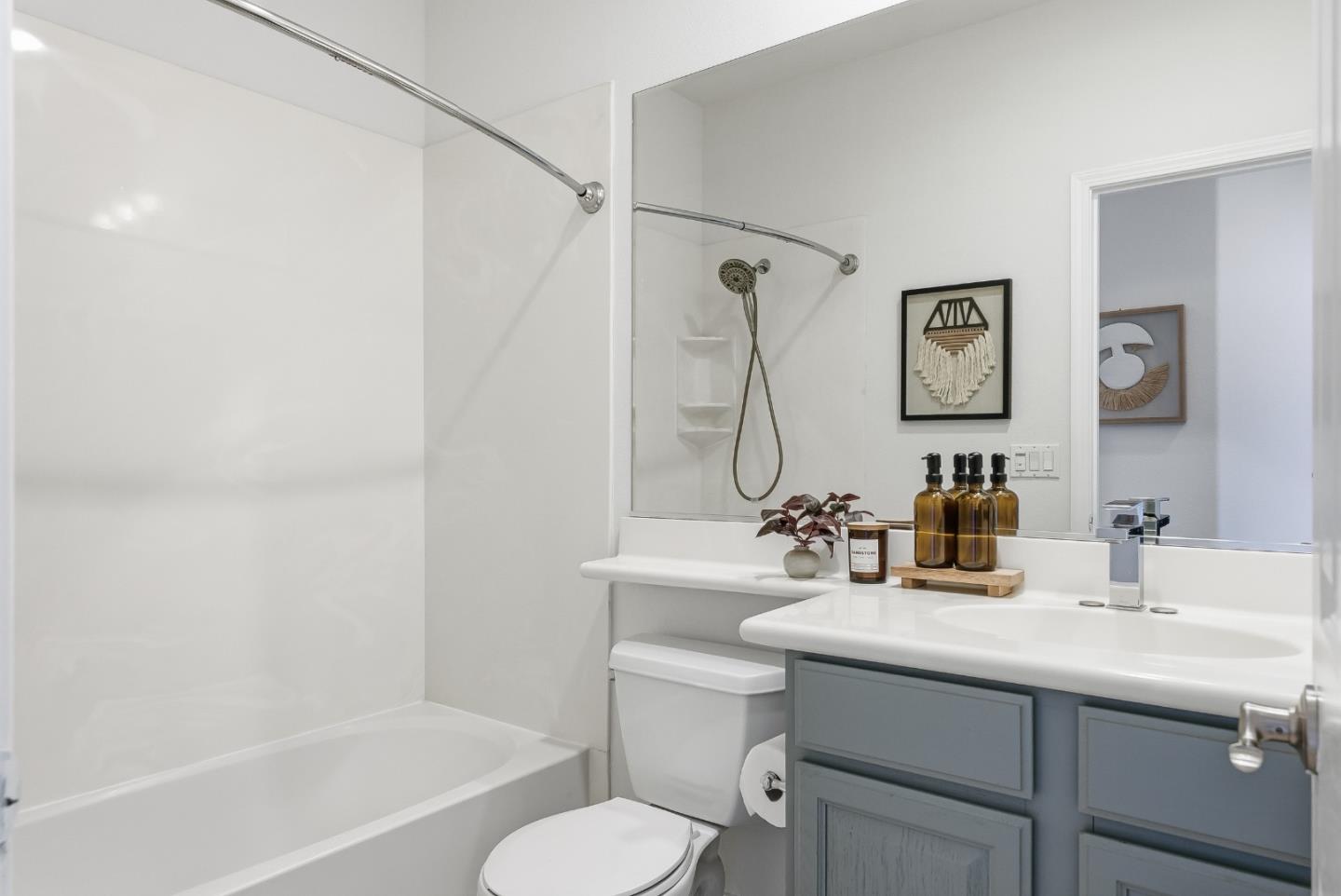 Detail Gallery Image 20 of 35 For 806 Sevin Ter, San Jose,  CA 95133 - 3 Beds | 2/1 Baths