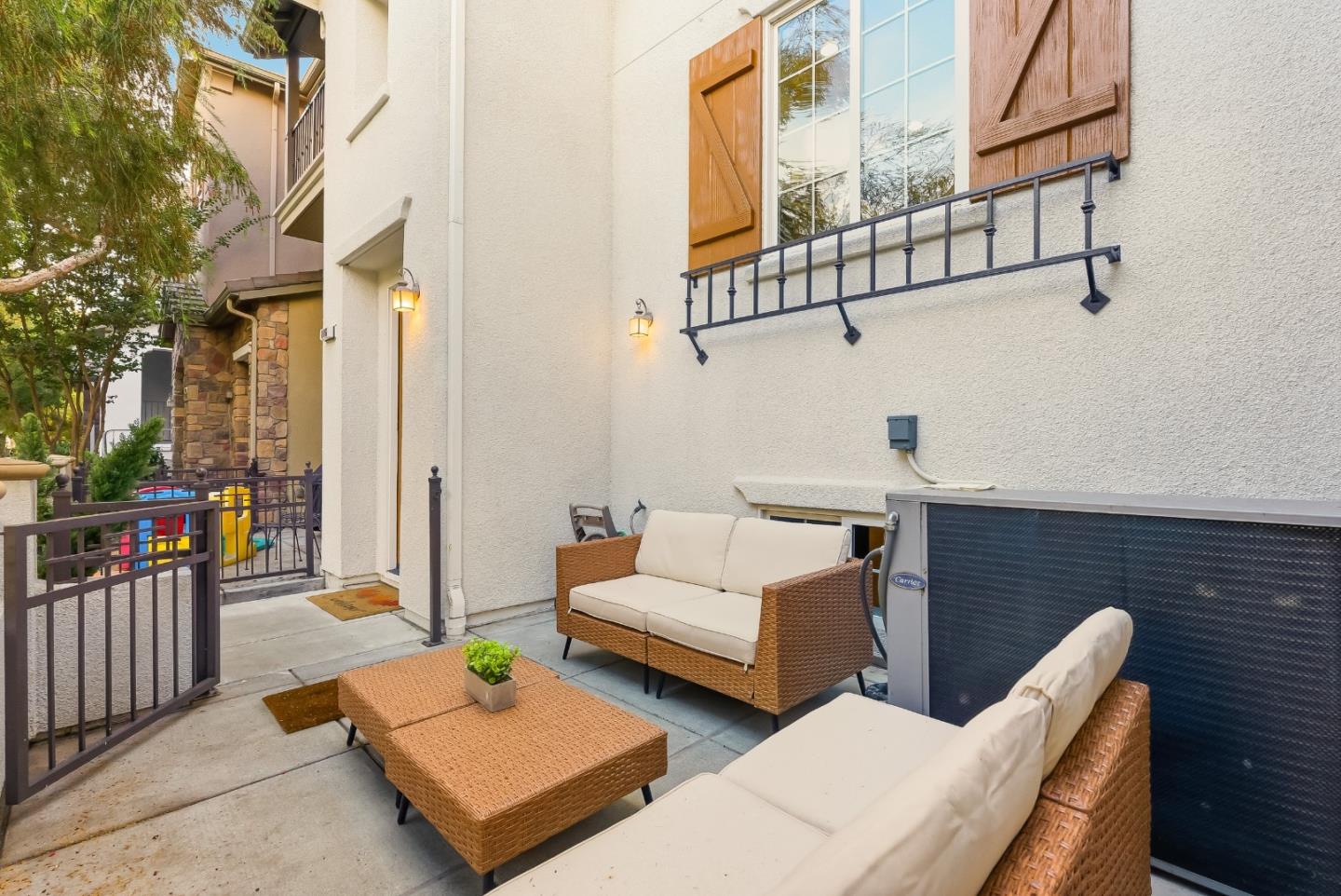 Detail Gallery Image 25 of 35 For 806 Sevin Ter, San Jose,  CA 95133 - 3 Beds | 2/1 Baths