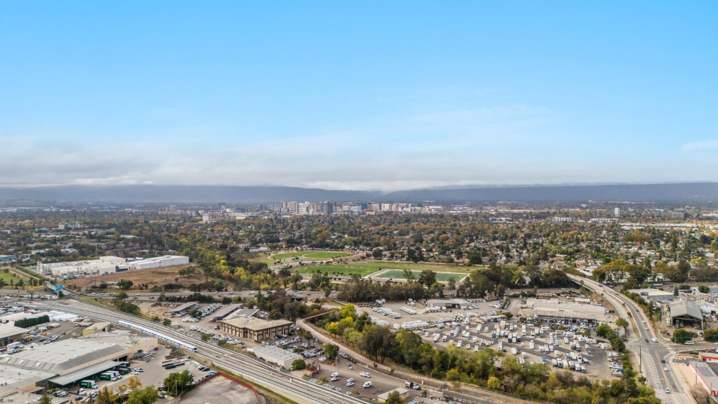 Detail Gallery Image 34 of 35 For 806 Sevin Ter, San Jose,  CA 95133 - 3 Beds | 2/1 Baths
