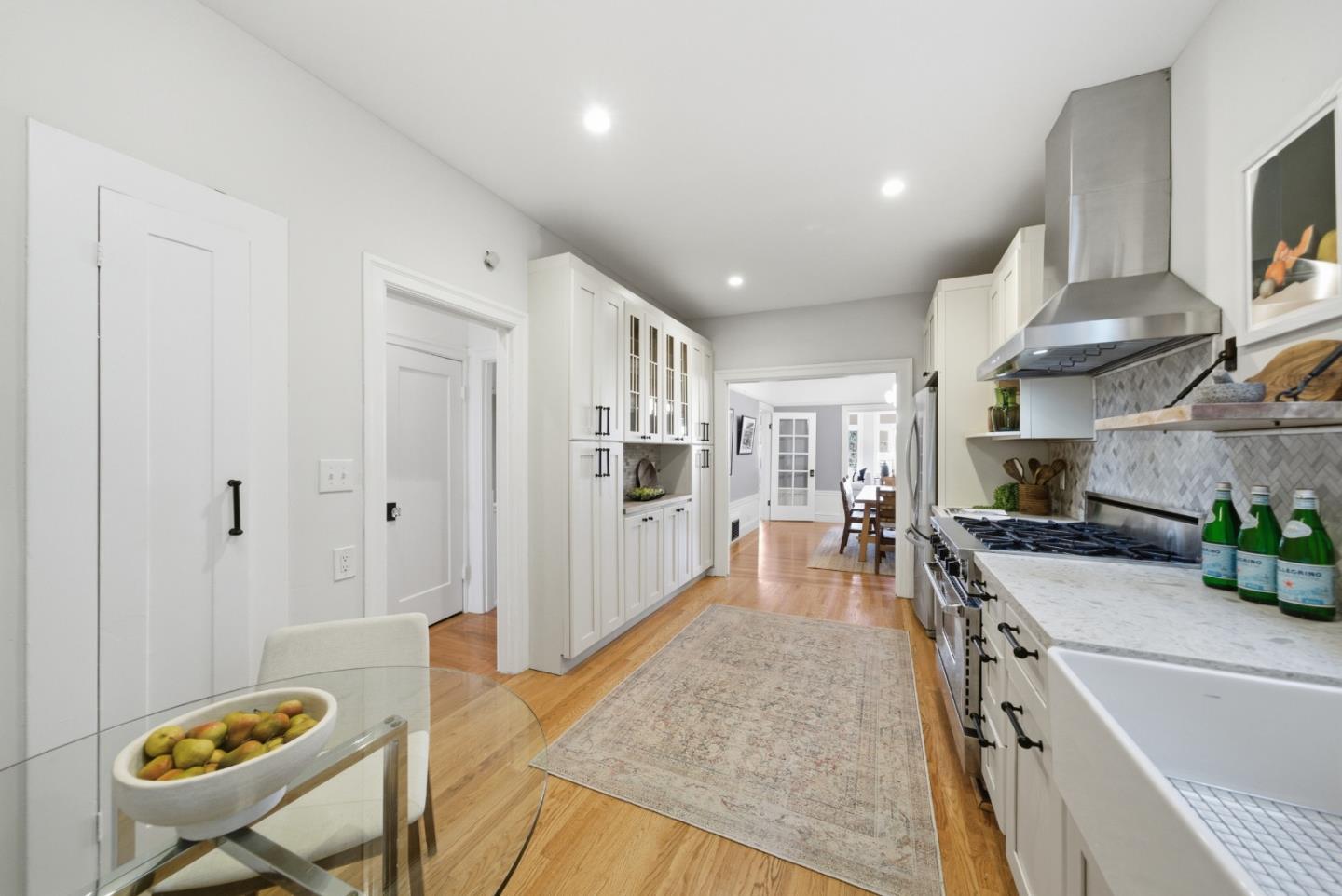 Detail Gallery Image 11 of 50 For 689 20th Ave, San Francisco,  CA 94121 - 2 Beds | 2/1 Baths