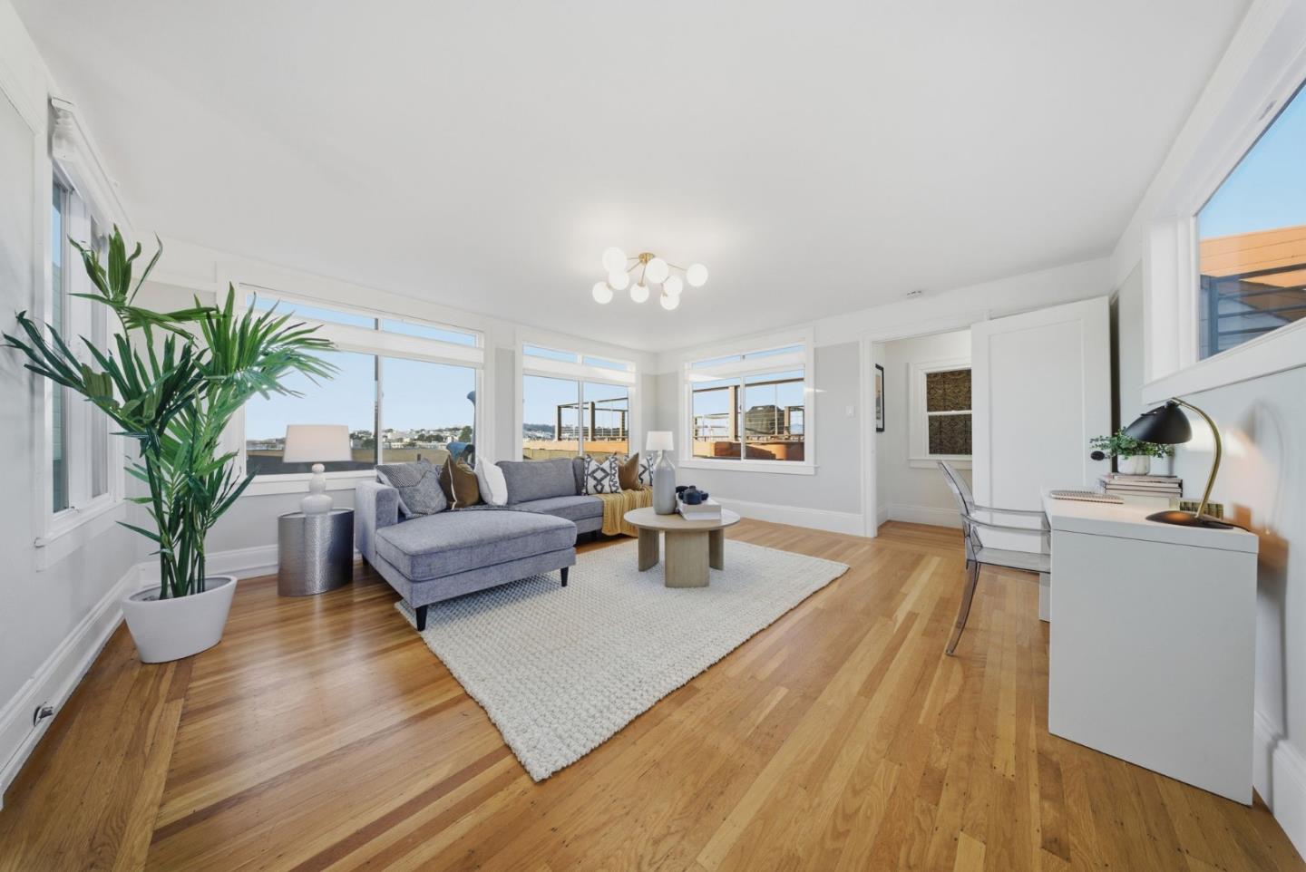 Detail Gallery Image 26 of 50 For 689 20th Ave, San Francisco,  CA 94121 - 2 Beds | 2/1 Baths