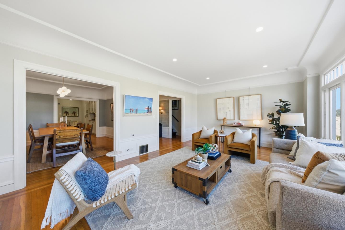 Detail Gallery Image 5 of 50 For 689 20th Ave, San Francisco,  CA 94121 - 2 Beds | 2/1 Baths