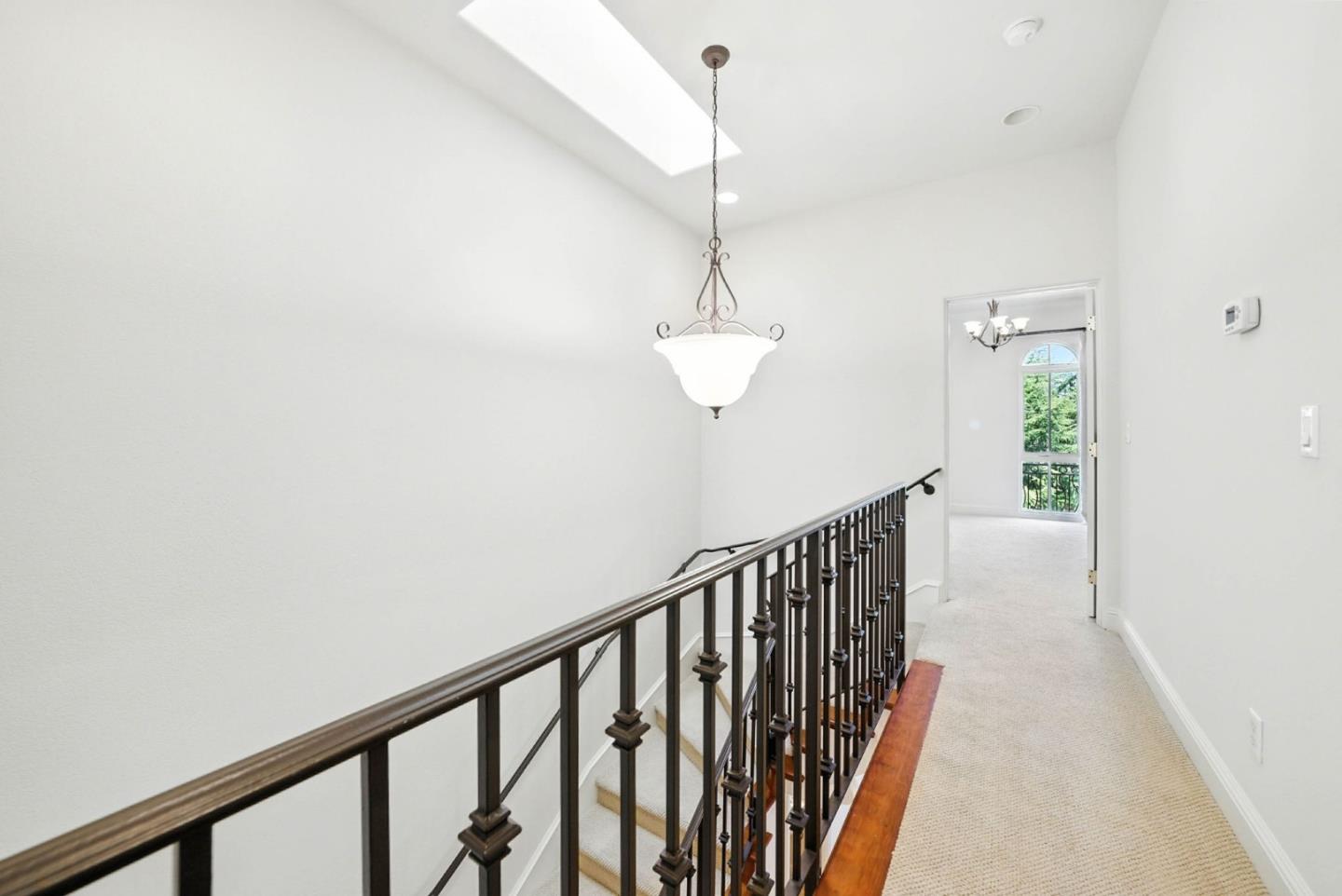 Detail Gallery Image 22 of 43 For 484 Gabilan St, Los Altos,  CA 94022 - 3 Beds | 2/1 Baths