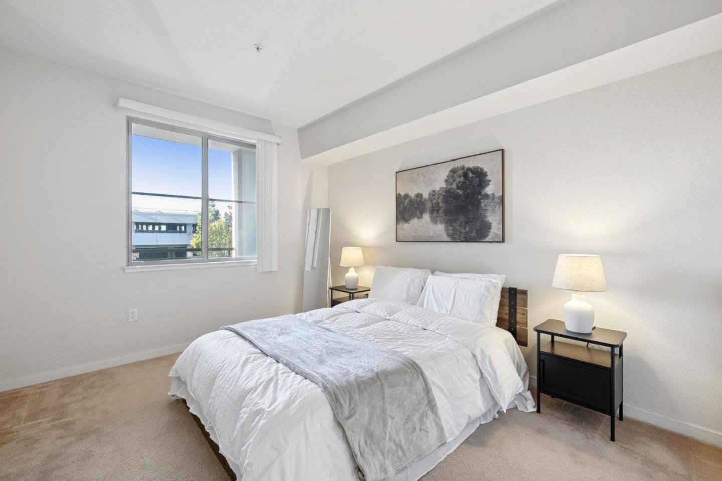 Detail Gallery Image 8 of 27 For 1488 El Camino Real #211,  South San Francisco,  CA 94080 - 1 Beds | 1 Baths