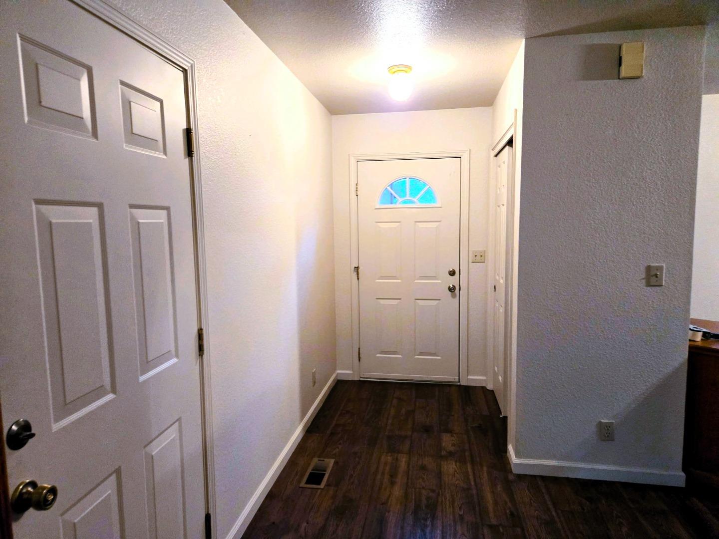 Detail Gallery Image 4 of 24 For 3209 Woodlake Dr, Lake Almanor,  CA 96137 - 3 Beds | 2 Baths