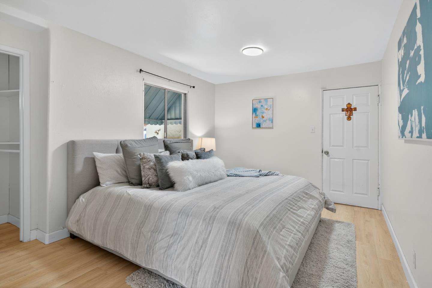 Detail Gallery Image 10 of 35 For 22133 Peralta, Hayward,  CA 94541 - 4 Beds | 3 Baths