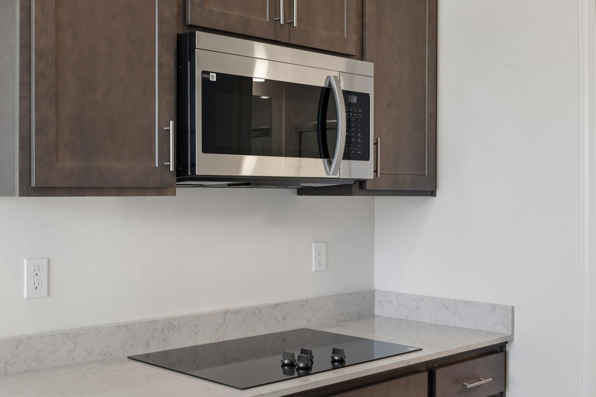 Detail Gallery Image 14 of 47 For 3818-3818a Northridge Ave, Castro Valley,  CA 94546 - 4 Beds | 4 Baths