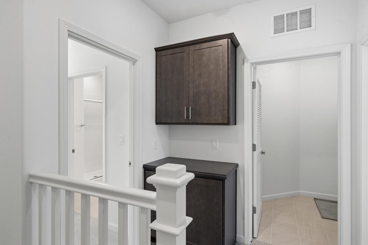 Detail Gallery Image 19 of 47 For 3818-3818a Northridge Ave, Castro Valley,  CA 94546 - 4 Beds | 4 Baths