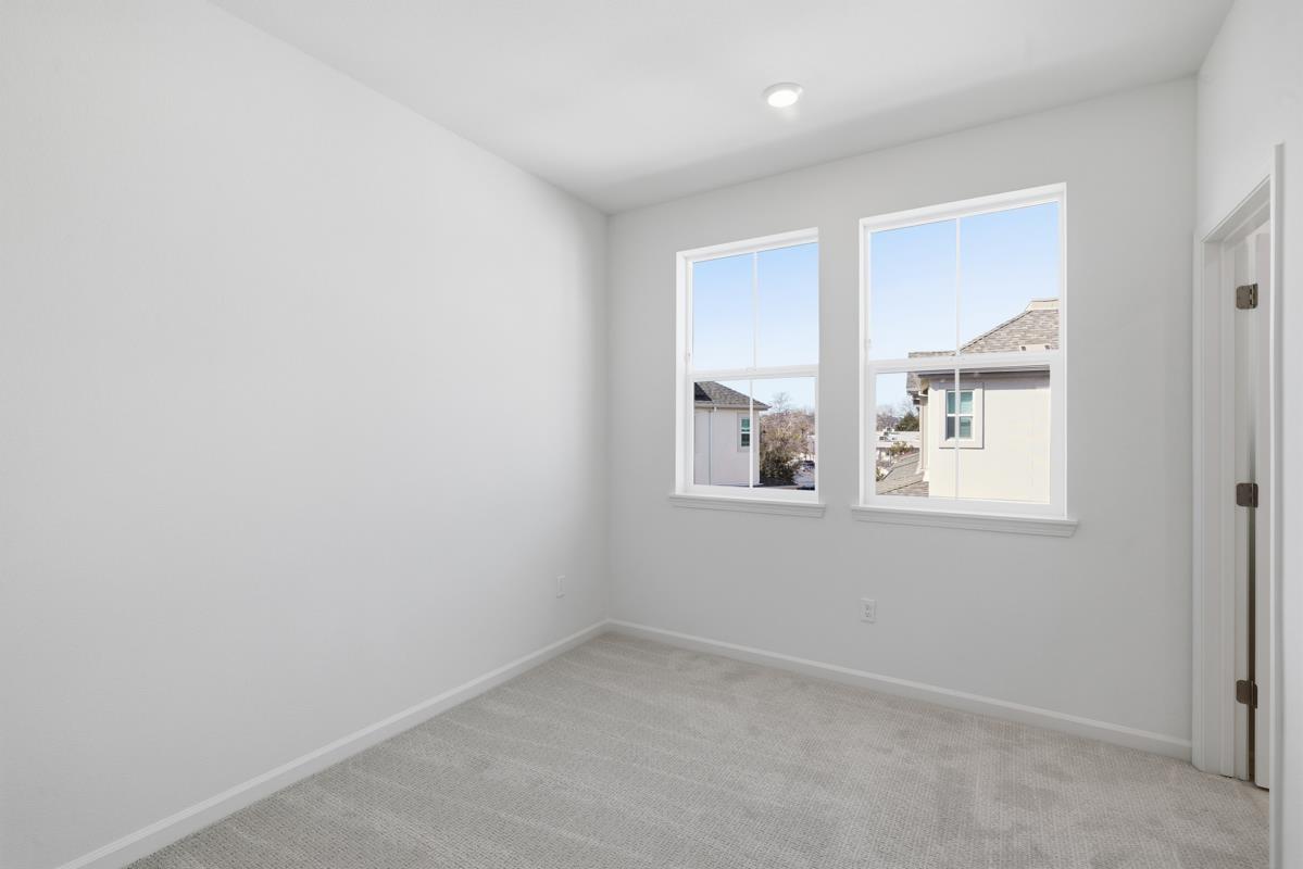 Detail Gallery Image 28 of 47 For 3818-3818a Northridge Ave, Castro Valley,  CA 94546 - 4 Beds | 4 Baths