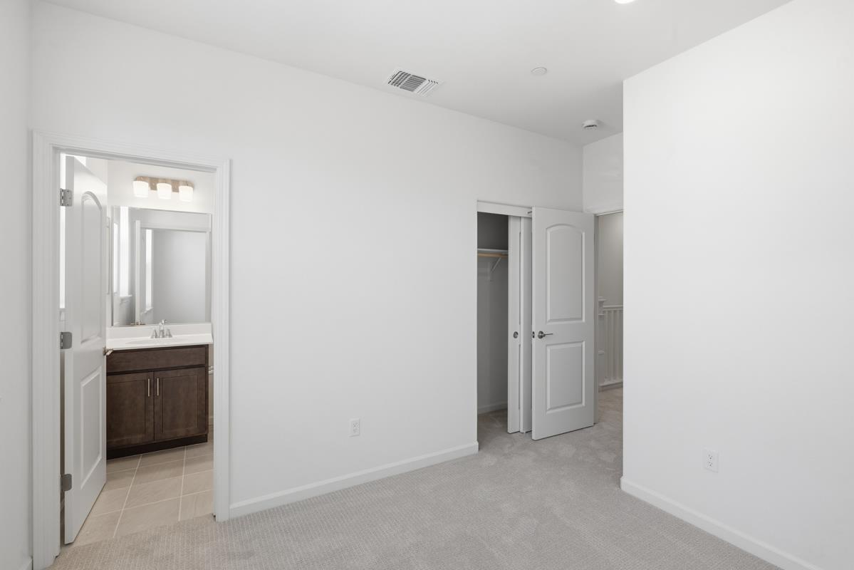 Detail Gallery Image 31 of 47 For 3818-3818a Northridge Ave, Castro Valley,  CA 94546 - 4 Beds | 4 Baths