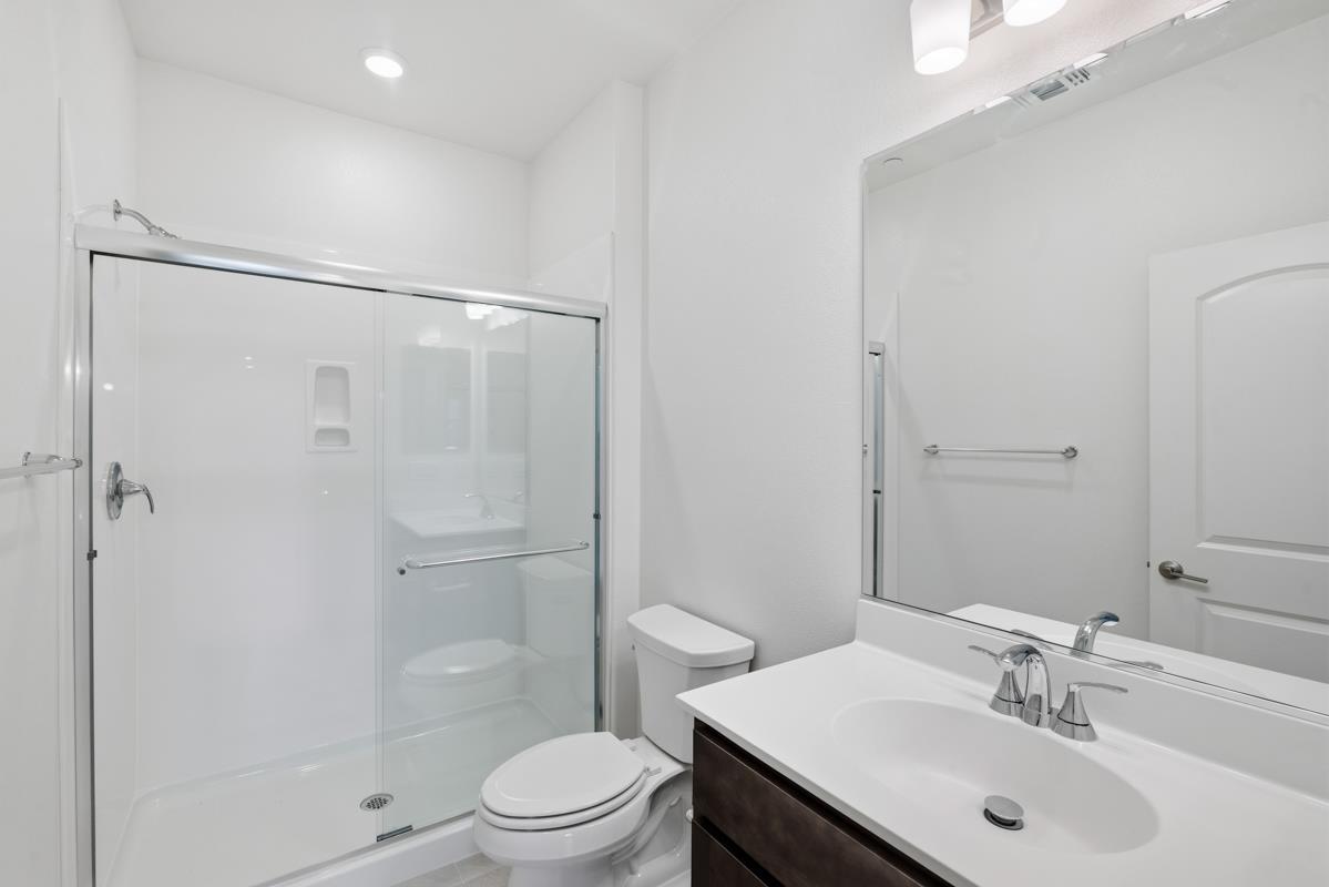 Detail Gallery Image 35 of 47 For 3818-3818a Northridge Ave, Castro Valley,  CA 94546 - 4 Beds | 4 Baths