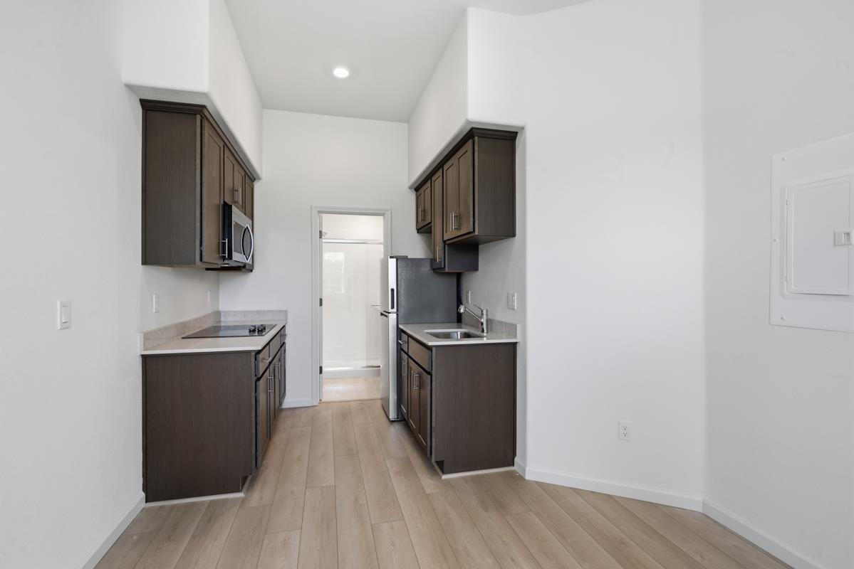 Detail Gallery Image 40 of 47 For 3818-3818a Northridge Ave, Castro Valley,  CA 94546 - 4 Beds | 4 Baths