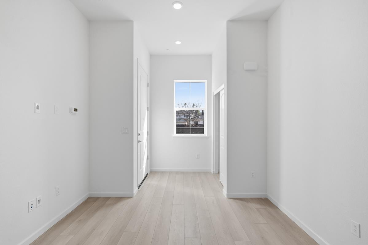 Detail Gallery Image 44 of 47 For 3818-3818a Northridge Ave, Castro Valley,  CA 94546 - 4 Beds | 4 Baths