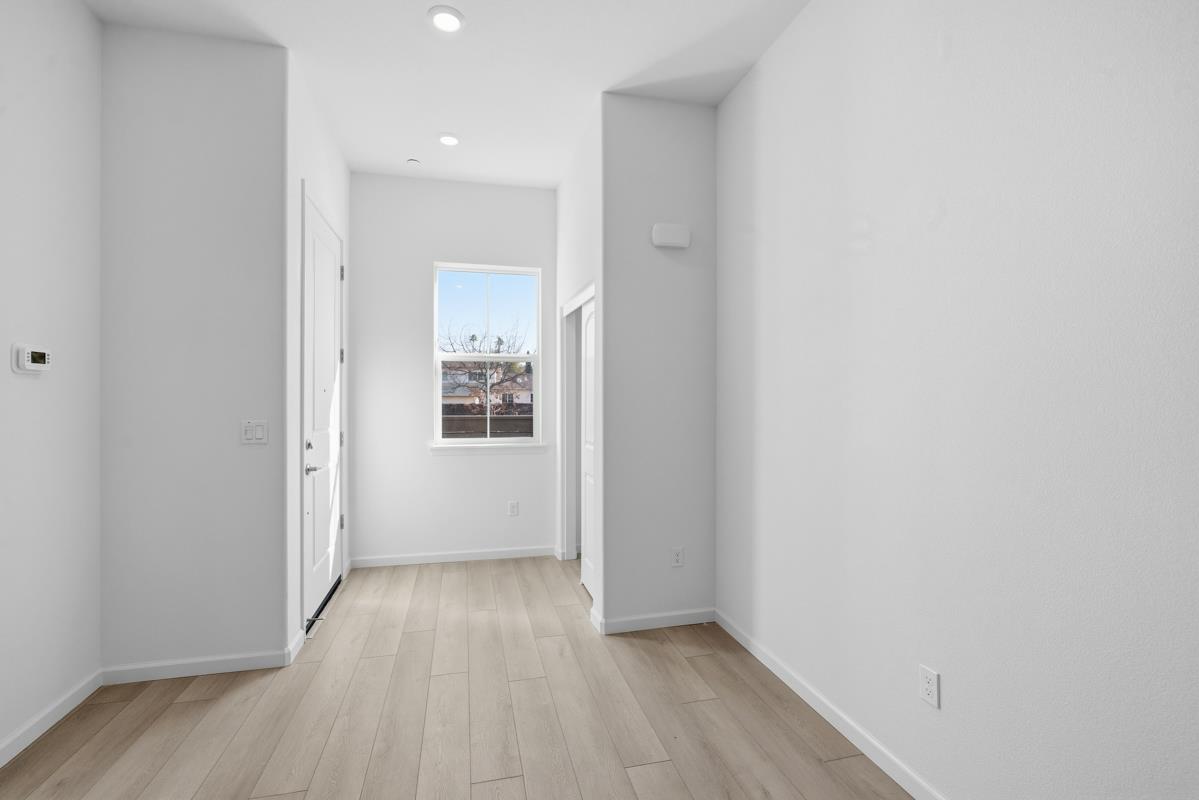 Detail Gallery Image 45 of 47 For 3818-3818a Northridge Ave, Castro Valley,  CA 94546 - 4 Beds | 4 Baths