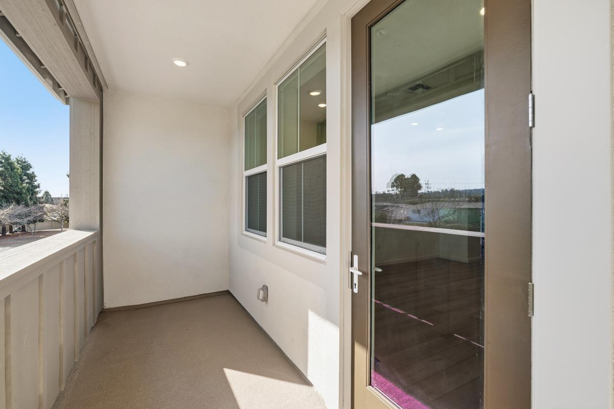 Detail Gallery Image 9 of 47 For 3818-3818a Northridge Ave, Castro Valley,  CA 94546 - 4 Beds | 4 Baths