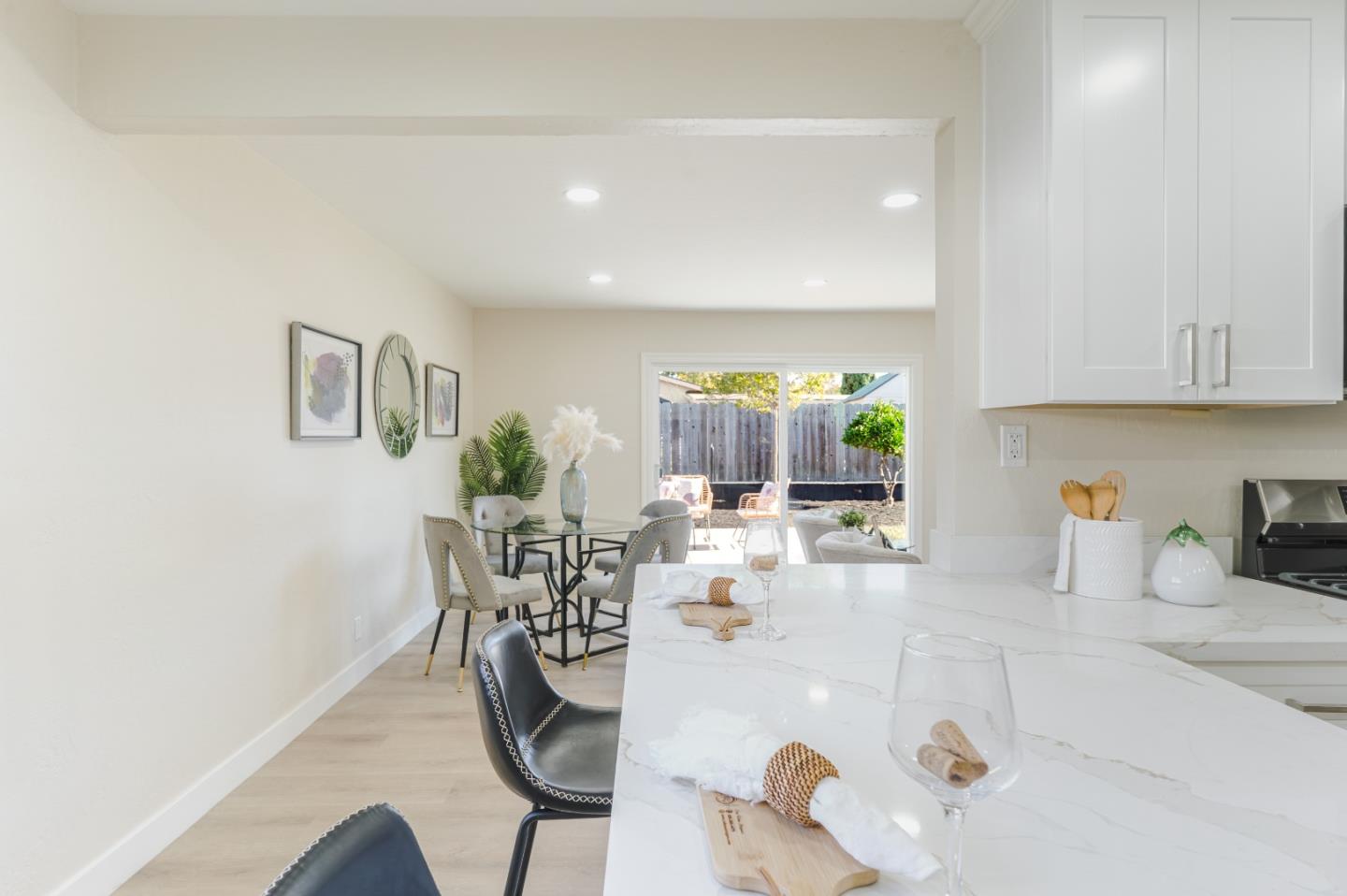 Detail Gallery Image 16 of 65 For 2130 Evelyn Ave, San Jose,  CA 95122 - 3 Beds | 2 Baths