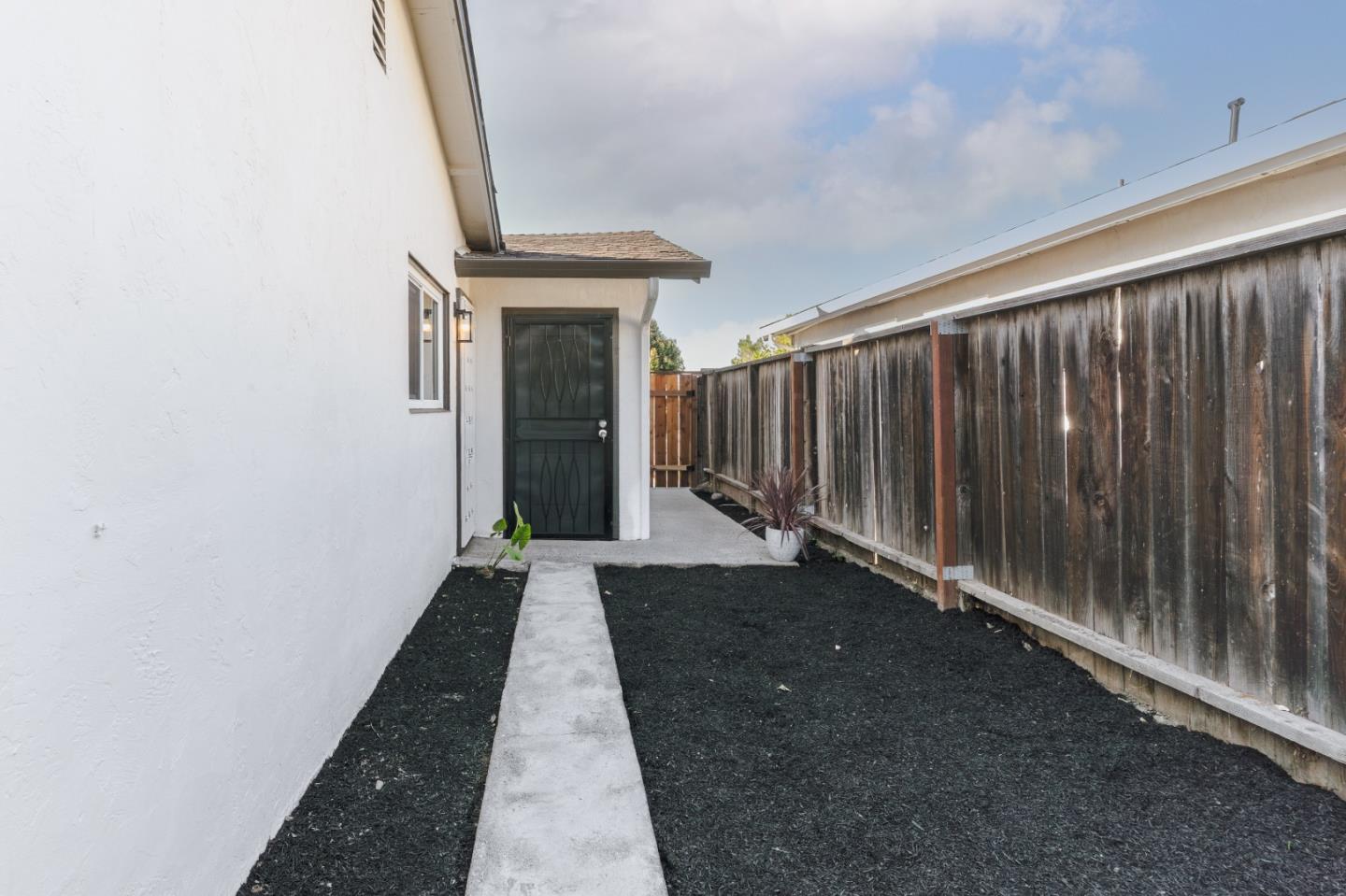 Detail Gallery Image 41 of 65 For 2130 Evelyn Ave, San Jose,  CA 95122 - 3 Beds | 2 Baths