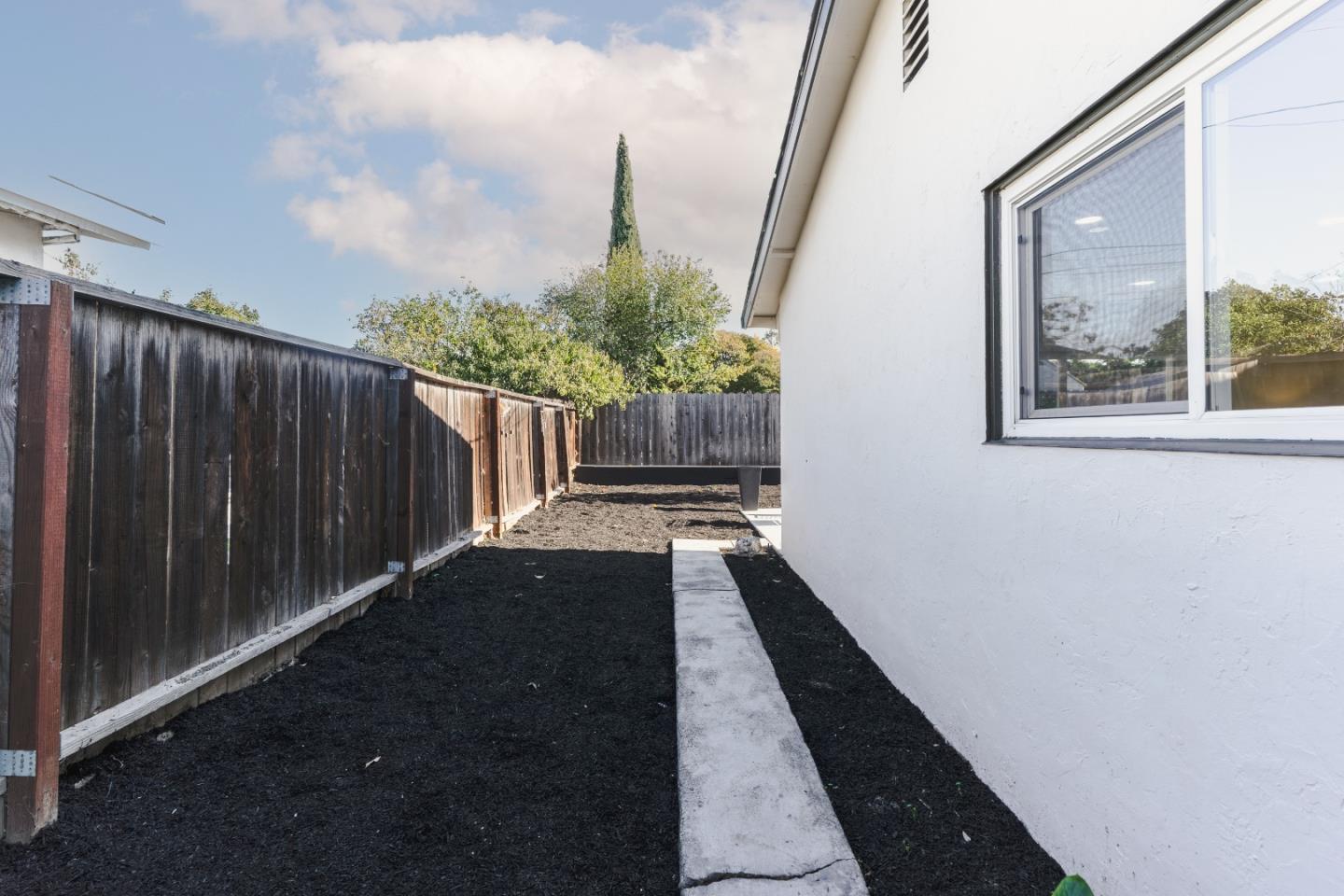 Detail Gallery Image 57 of 65 For 2130 Evelyn Ave, San Jose,  CA 95122 - 3 Beds | 2 Baths