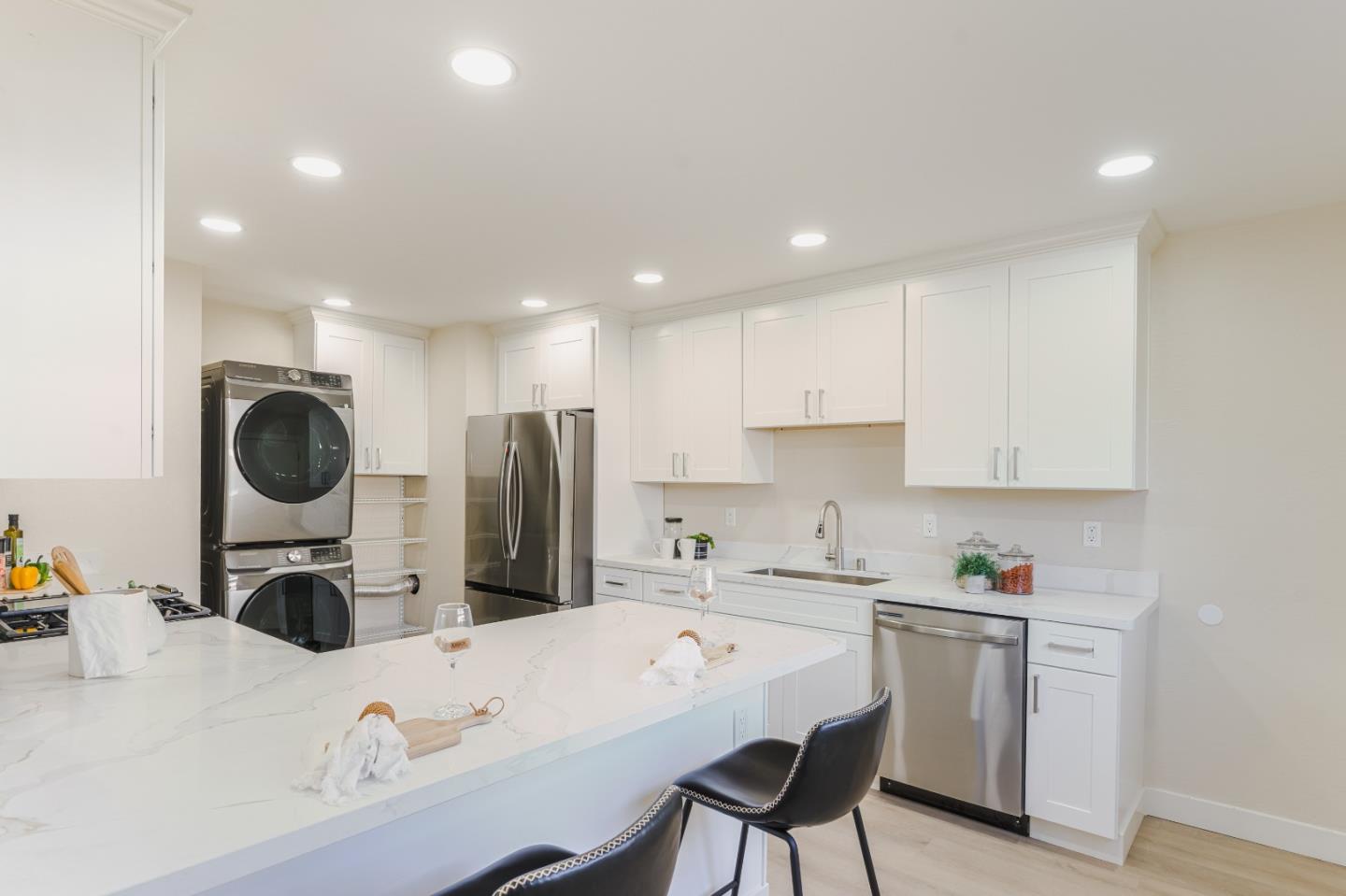 Detail Gallery Image 8 of 65 For 2130 Evelyn Ave, San Jose,  CA 95122 - 3 Beds | 2 Baths