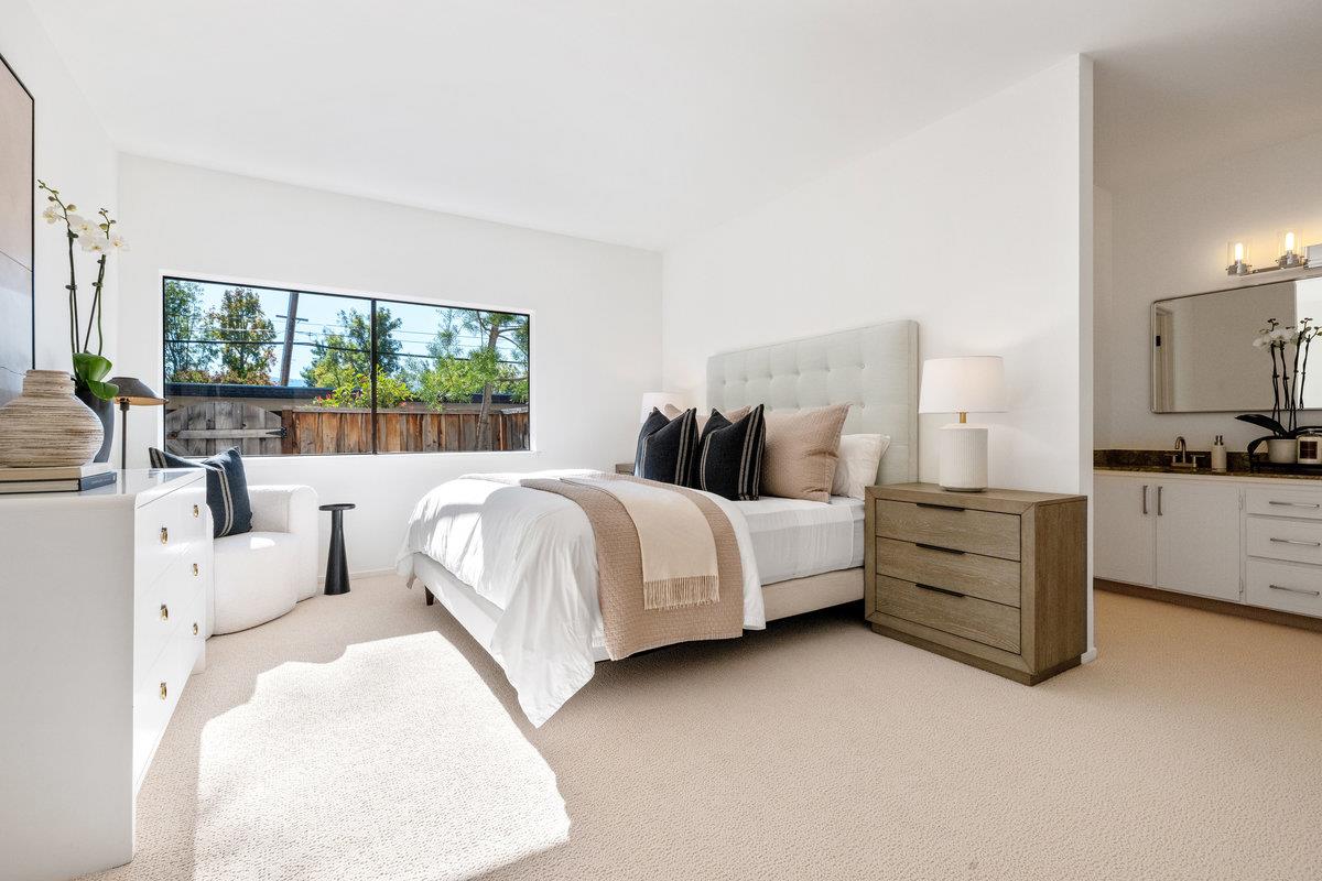 Detail Gallery Image 12 of 20 For 1308 Woodside Rd, Redwood City,  CA 94061 - 2 Beds | 2 Baths