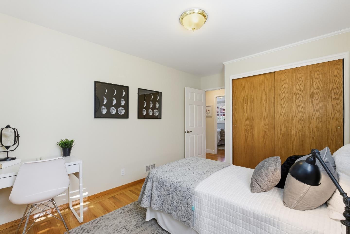 Detail Gallery Image 21 of 40 For 1103 Connecticut Dr, Redwood City,  CA 94061 - 3 Beds | 2 Baths