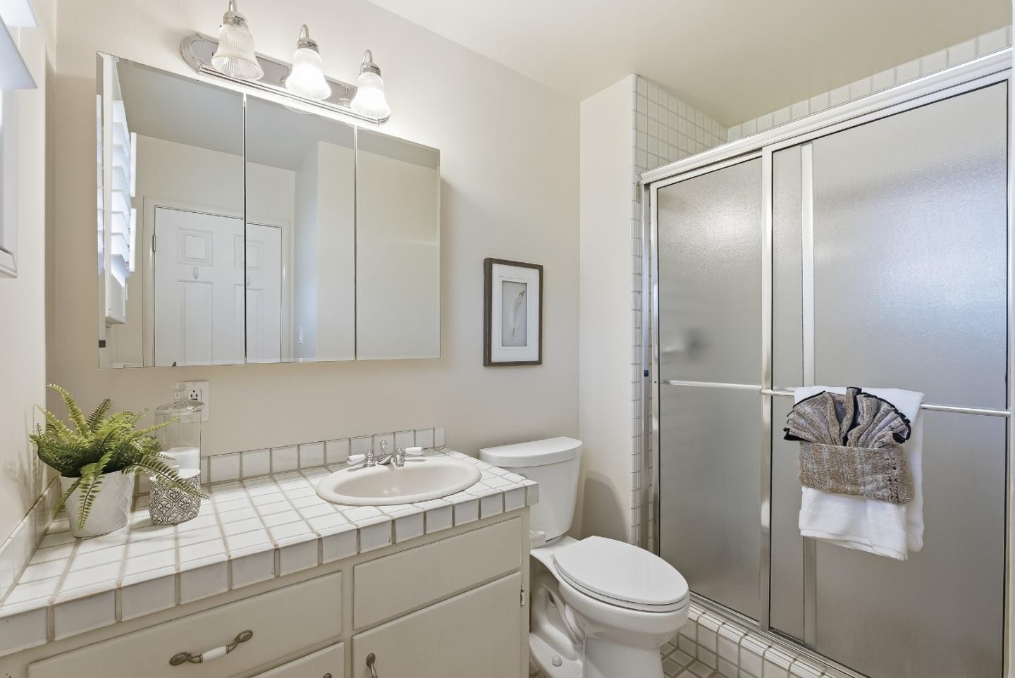 Detail Gallery Image 24 of 40 For 1103 Connecticut Dr, Redwood City,  CA 94061 - 3 Beds | 2 Baths