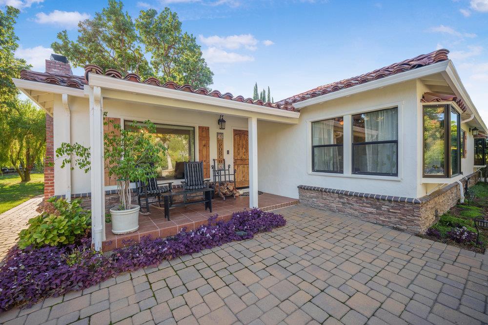 Detail Gallery Image 2 of 47 For 17235 Hill Rd, Morgan Hill,  CA 95037 - 3 Beds | 2 Baths