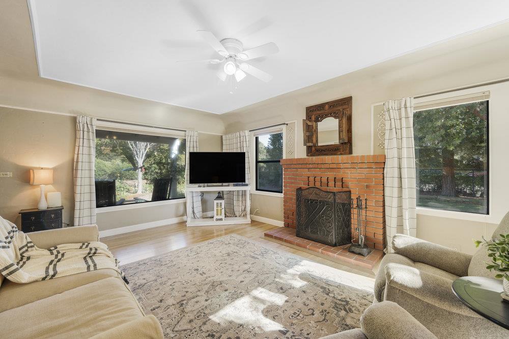 Detail Gallery Image 5 of 47 For 17235 Hill Rd, Morgan Hill,  CA 95037 - 3 Beds | 2 Baths