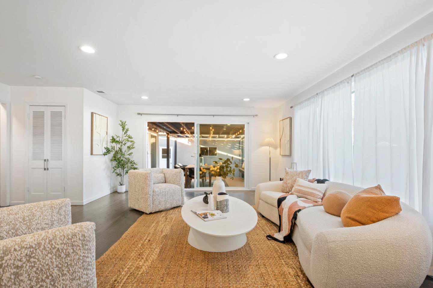 Detail Gallery Image 13 of 56 For 472 Gymkhana Rd, San Mateo,  CA 94403 - 3 Beds | 2 Baths