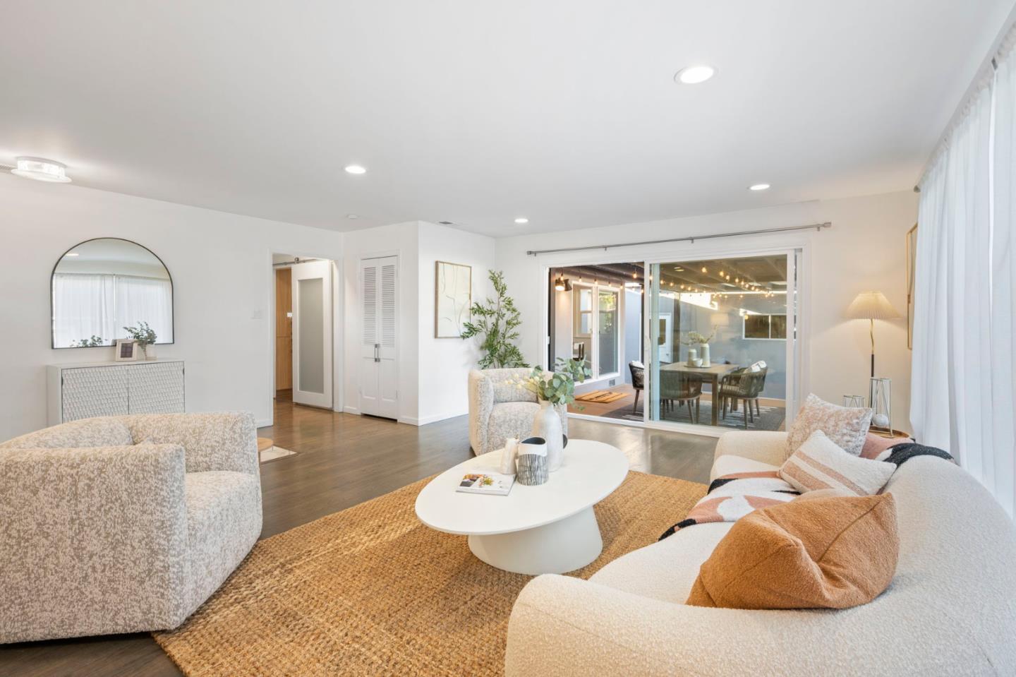 Detail Gallery Image 14 of 56 For 472 Gymkhana Rd, San Mateo,  CA 94403 - 3 Beds | 2 Baths