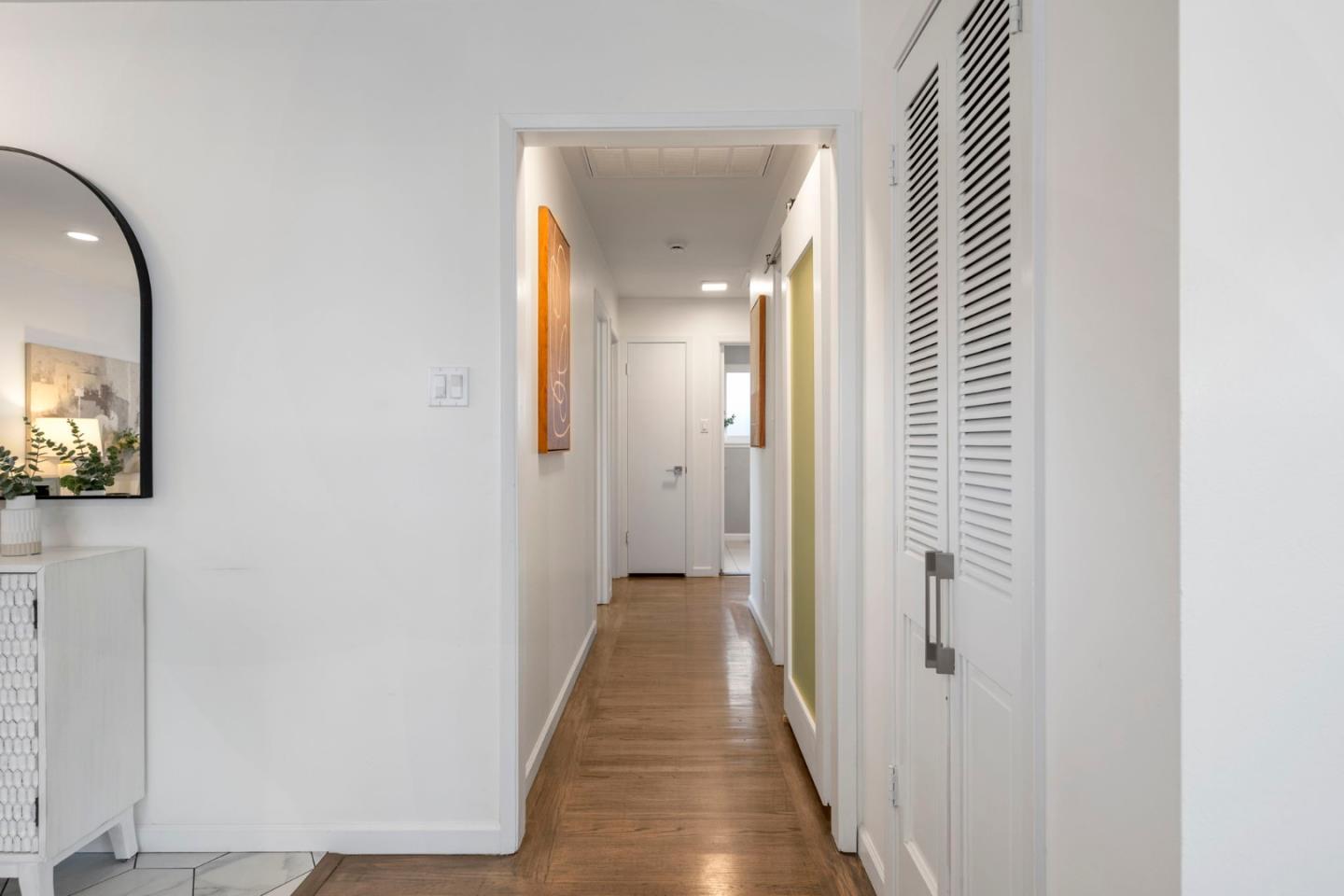 Detail Gallery Image 17 of 56 For 472 Gymkhana Rd, San Mateo,  CA 94403 - 3 Beds | 2 Baths