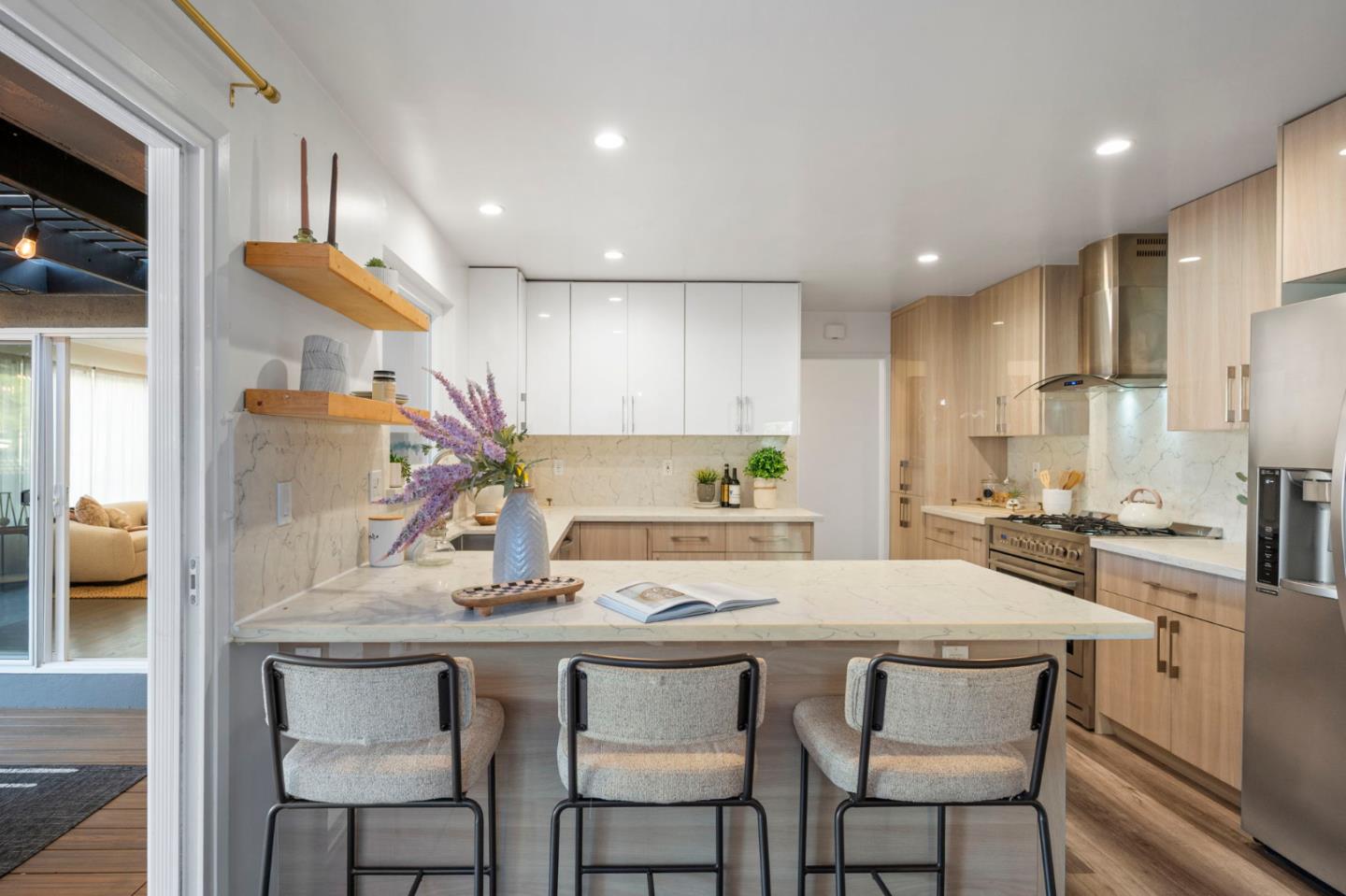 Detail Gallery Image 19 of 56 For 472 Gymkhana Rd, San Mateo,  CA 94403 - 3 Beds | 2 Baths