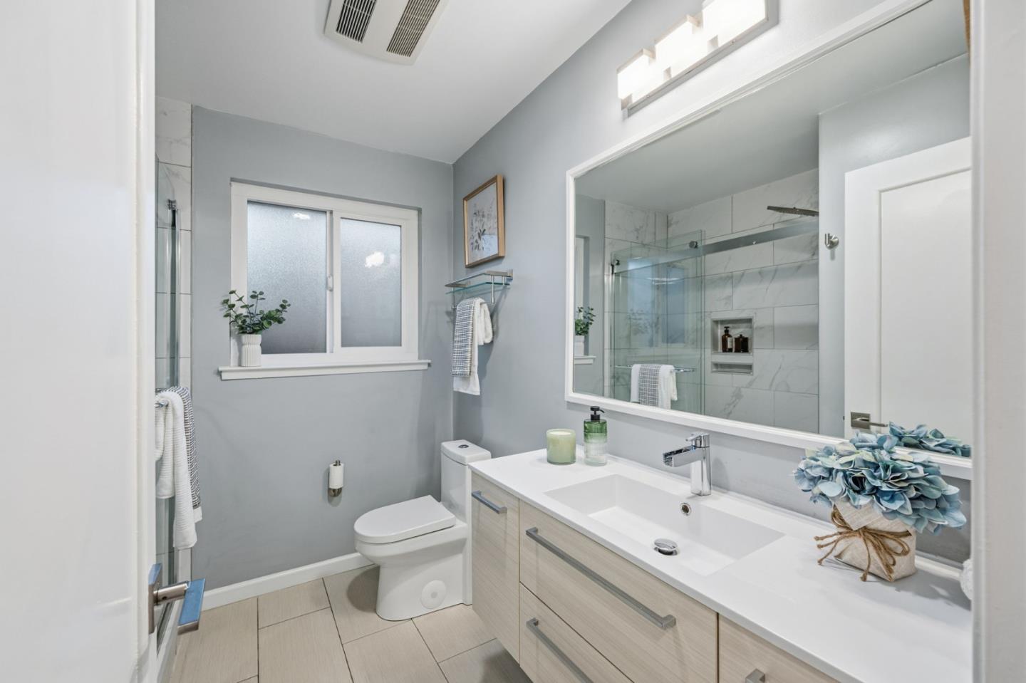 Detail Gallery Image 42 of 56 For 472 Gymkhana Rd, San Mateo,  CA 94403 - 3 Beds | 2 Baths