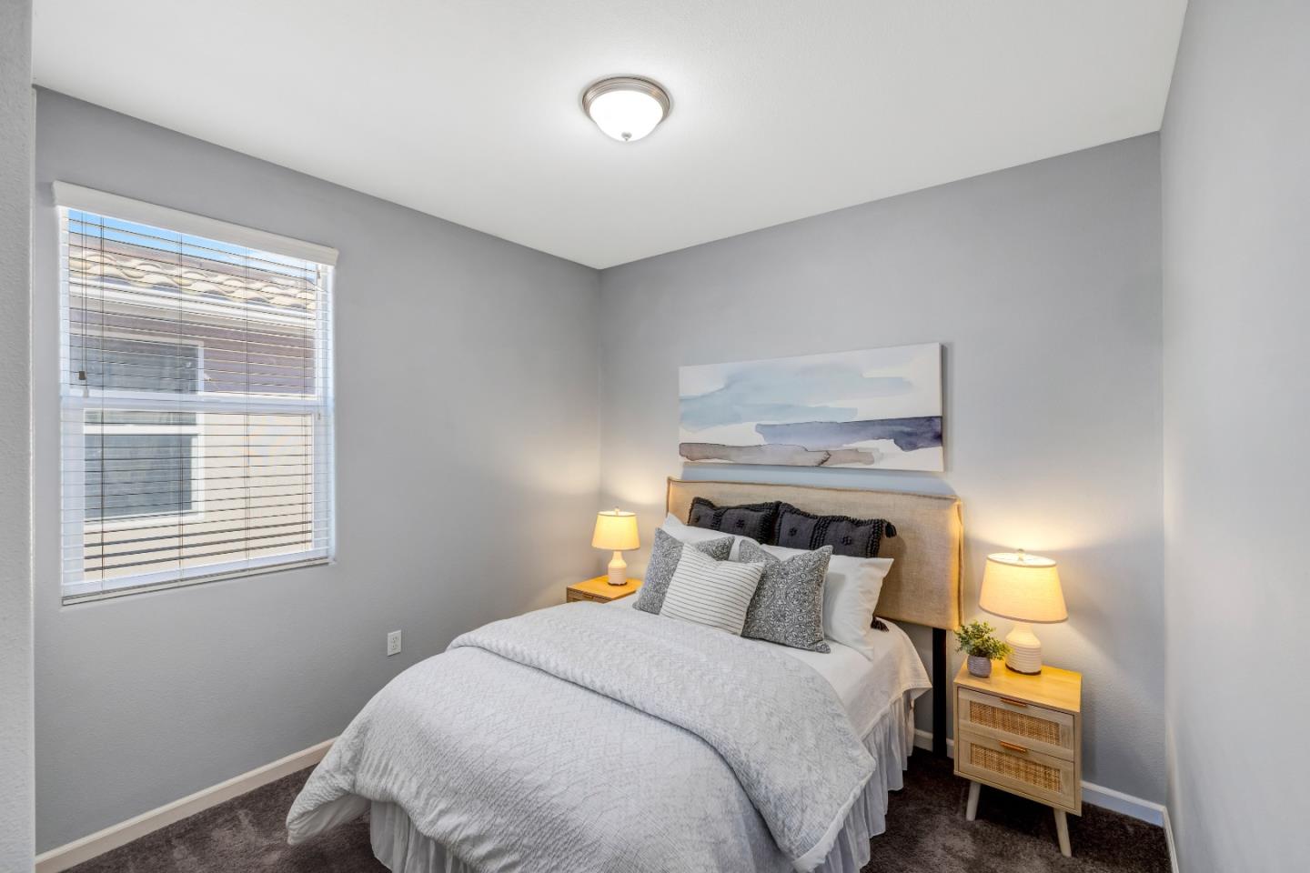 Detail Gallery Image 15 of 18 For 1690 Piazza Dr, Salinas,  CA 93905 - 5 Beds | 3 Baths