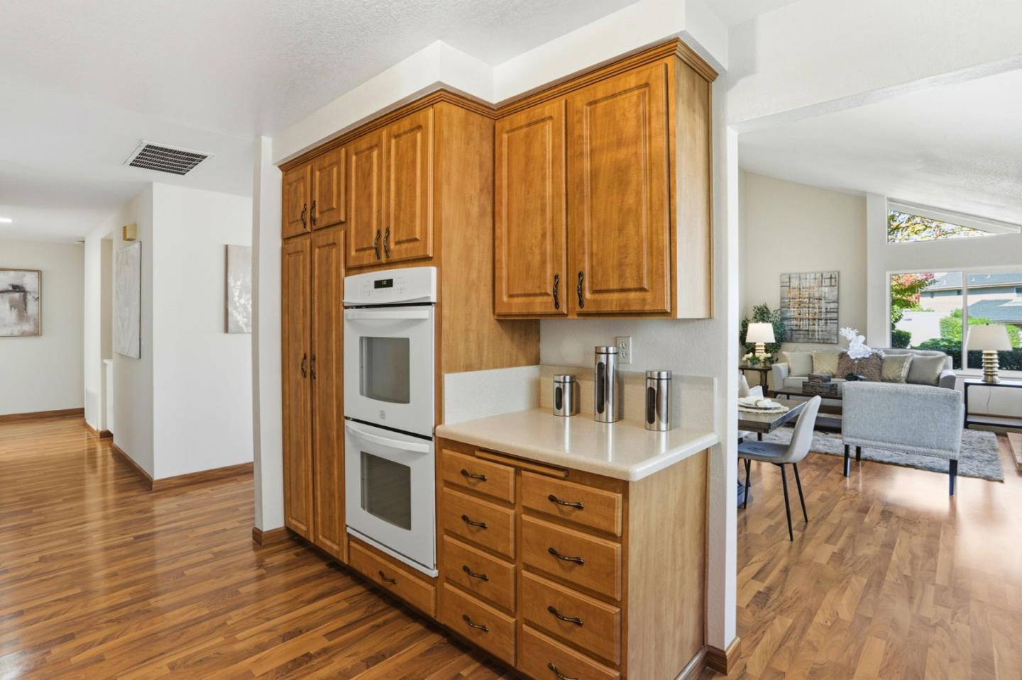 Detail Gallery Image 14 of 41 For 7612 Elderwood Ct, Cupertino,  CA 95014 - 4 Beds | 2 Baths