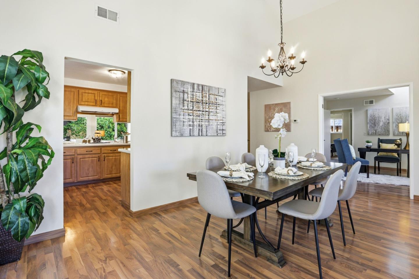 Detail Gallery Image 16 of 41 For 7612 Elderwood Ct, Cupertino,  CA 95014 - 4 Beds | 2 Baths