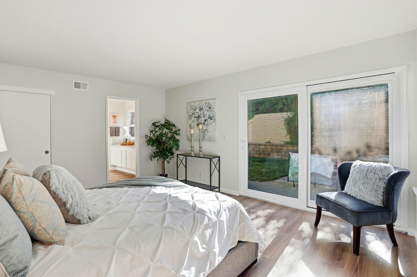 Detail Gallery Image 24 of 41 For 7612 Elderwood Ct, Cupertino,  CA 95014 - 4 Beds | 2 Baths