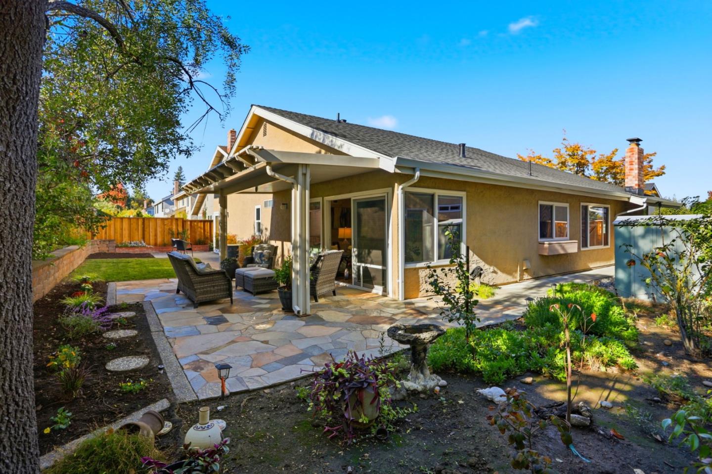 Detail Gallery Image 36 of 41 For 7612 Elderwood Ct, Cupertino,  CA 95014 - 4 Beds | 2 Baths