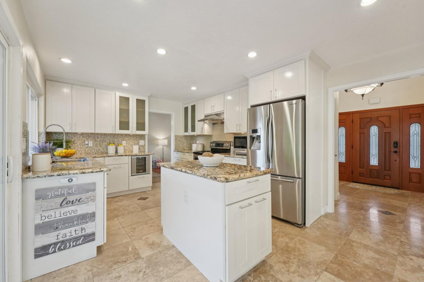 Detail Gallery Image 18 of 69 For 5330 Avenida Almendros, San Jose,  CA 95123 - 4 Beds | 3 Baths