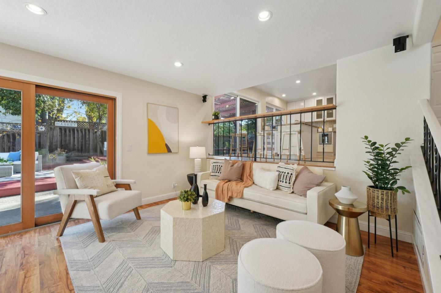 Detail Gallery Image 19 of 69 For 5330 Avenida Almendros, San Jose,  CA 95123 - 4 Beds | 3 Baths