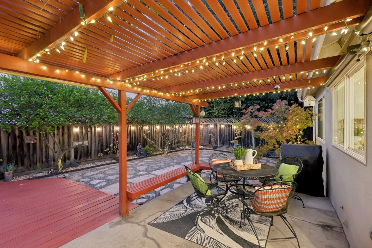 Detail Gallery Image 24 of 69 For 5330 Avenida Almendros, San Jose,  CA 95123 - 4 Beds | 3 Baths