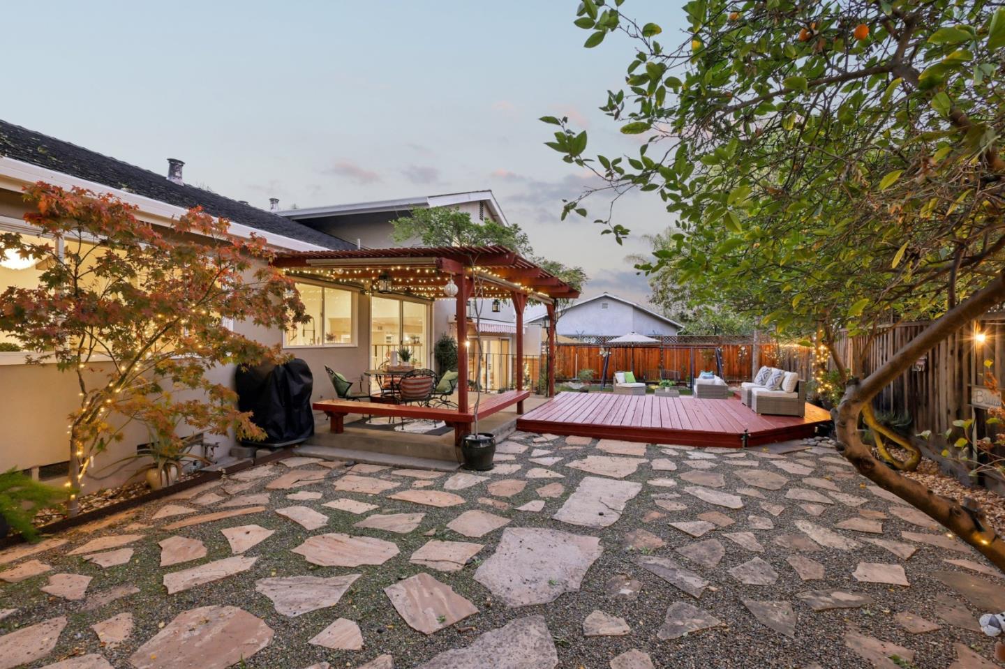 Detail Gallery Image 32 of 69 For 5330 Avenida Almendros, San Jose,  CA 95123 - 4 Beds | 3 Baths