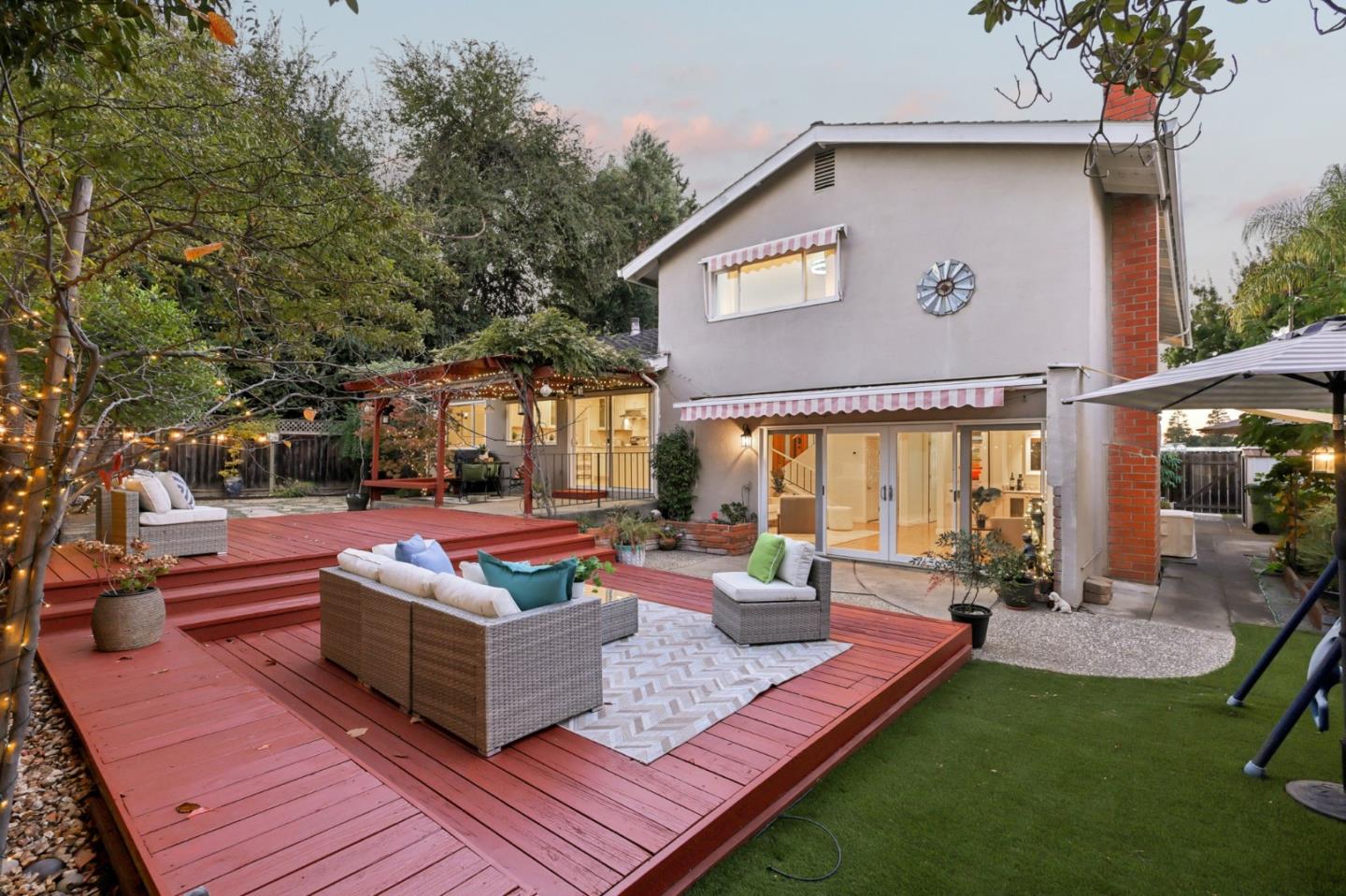 Detail Gallery Image 4 of 69 For 5330 Avenida Almendros, San Jose,  CA 95123 - 4 Beds | 3 Baths