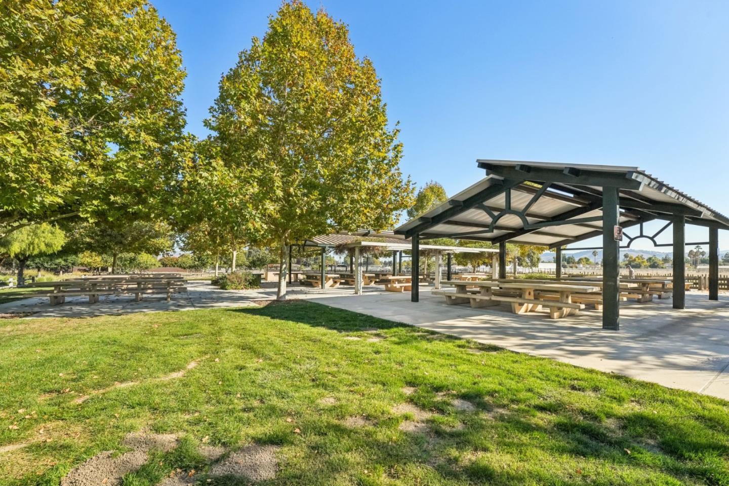 Detail Gallery Image 62 of 69 For 5330 Avenida Almendros, San Jose,  CA 95123 - 4 Beds | 3 Baths