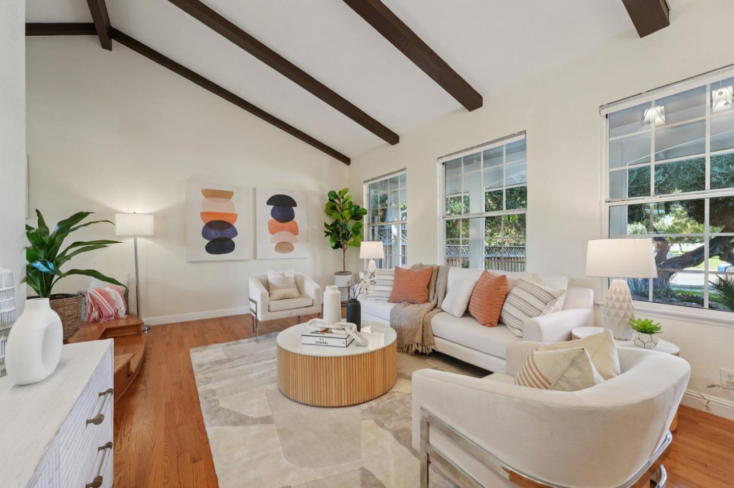 Detail Gallery Image 8 of 69 For 5330 Avenida Almendros, San Jose,  CA 95123 - 4 Beds | 3 Baths