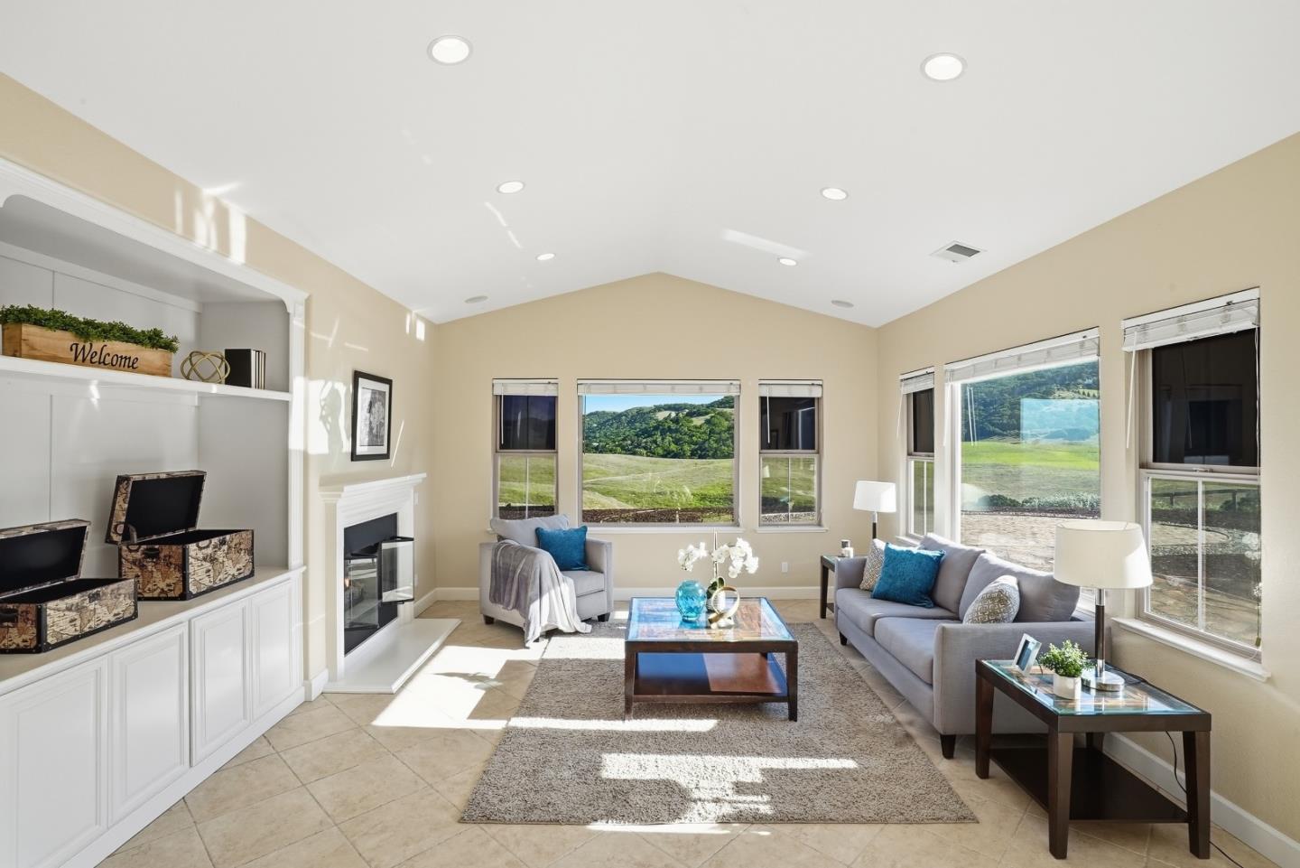 Detail Gallery Image 18 of 70 For 979 via Rodriguez, San Juan Bautista,  CA 95045 - 3 Beds | 2/1 Baths