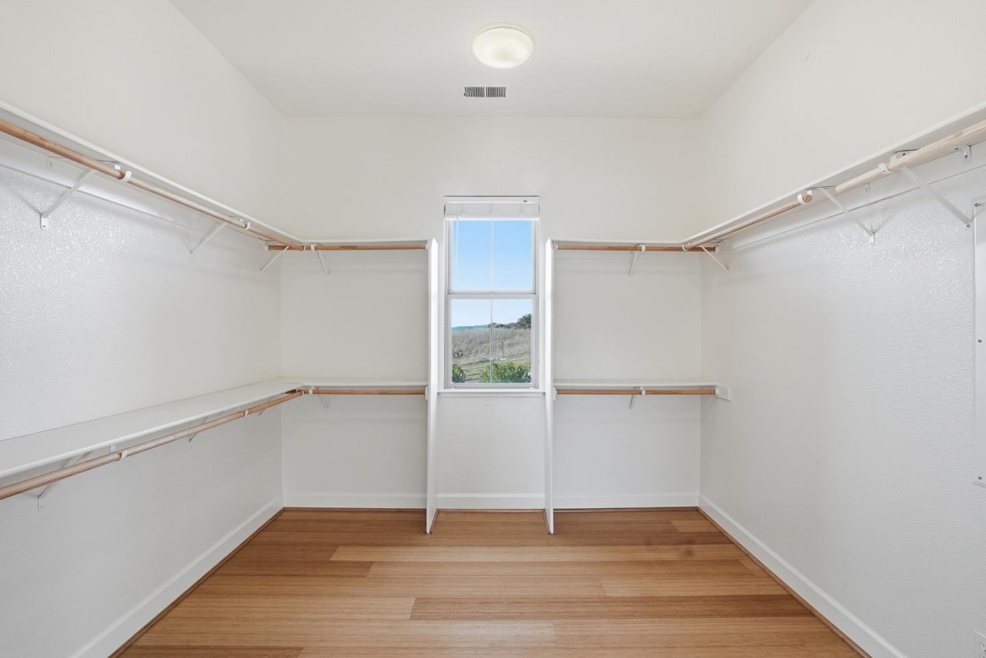 Detail Gallery Image 29 of 70 For 979 via Rodriguez, San Juan Bautista,  CA 95045 - 3 Beds | 2/1 Baths